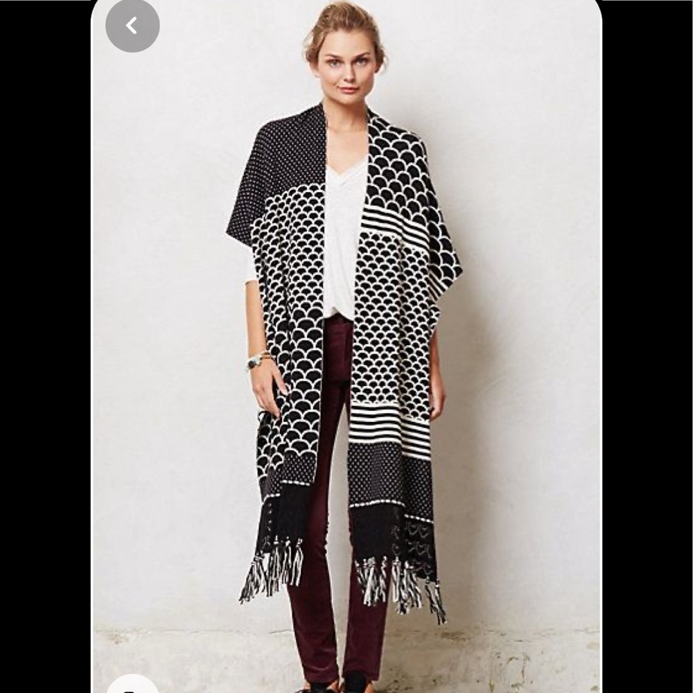 Anthropologie Neptunium black and creme shawl
